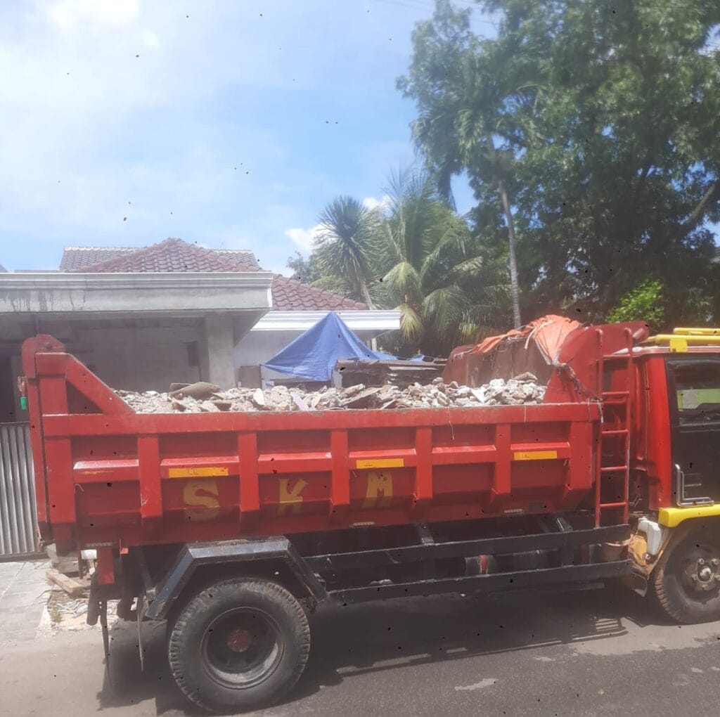 urugan puing bangunan untuk pengurugan lahan