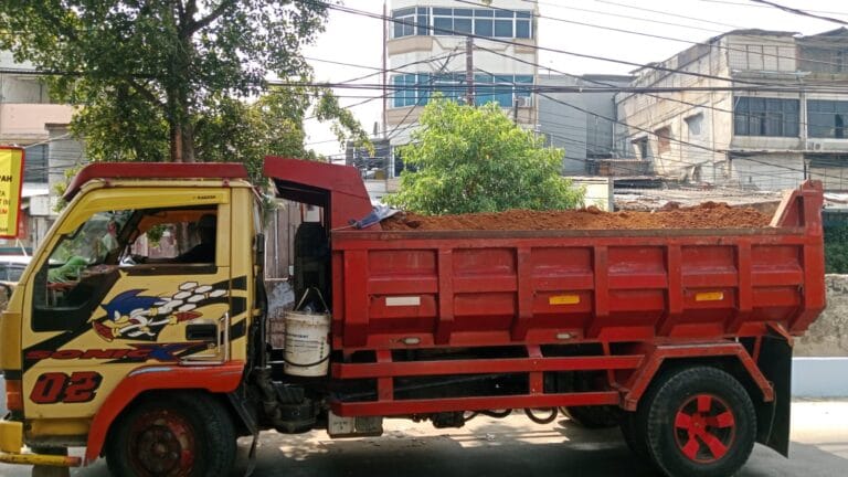 jasa buang puing jakarta barat