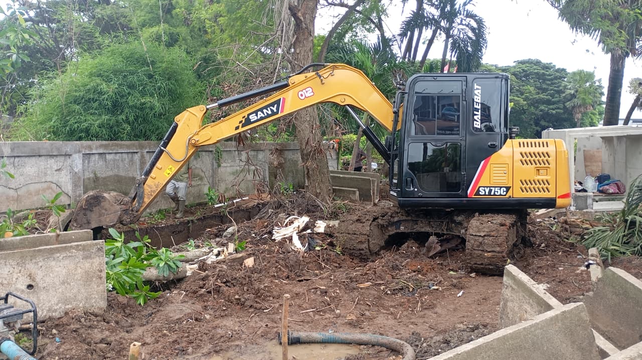 pembersihan lahan pengurugan