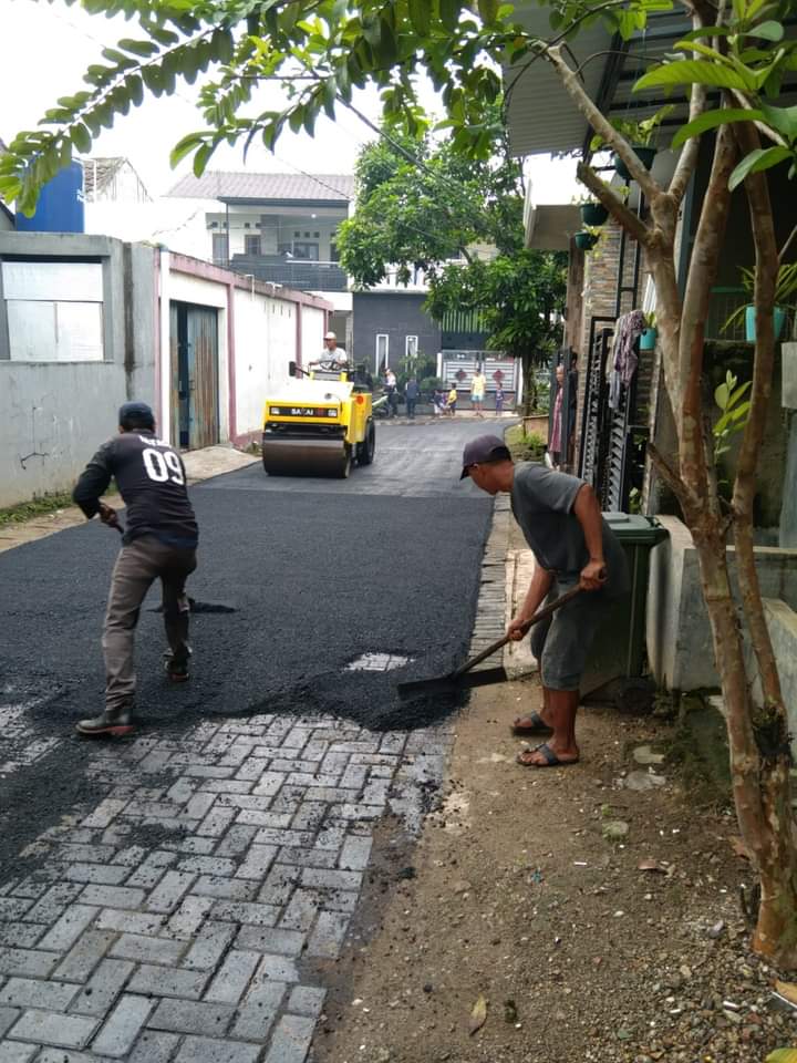 proyek pengaspalan jakarta